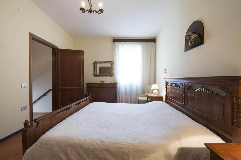 Вилла Casa Venturi Губбио Номер фото